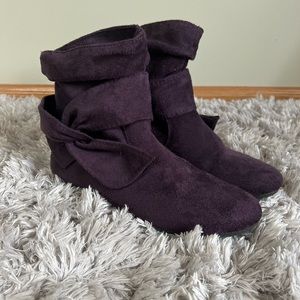 Women’s Rampage Buckley Slouch ankle bootie in plum color size 7.5